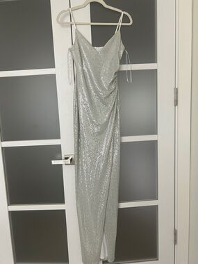 Black Halo EVE Silver Sequin Slip Maxi Dress - size 2 NWOT